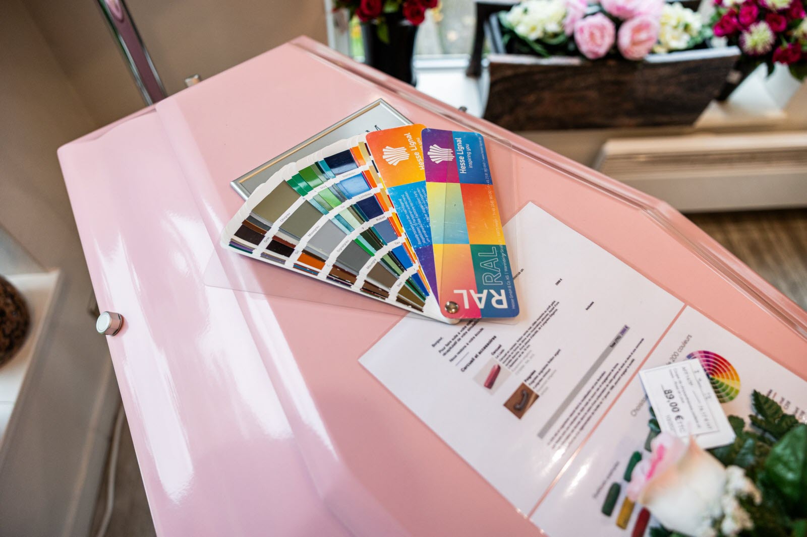 200 couleurs de cercueils sont proposées.