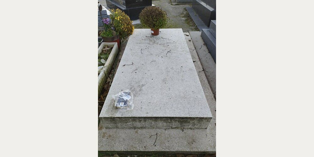 La tombe de Régine Deforges