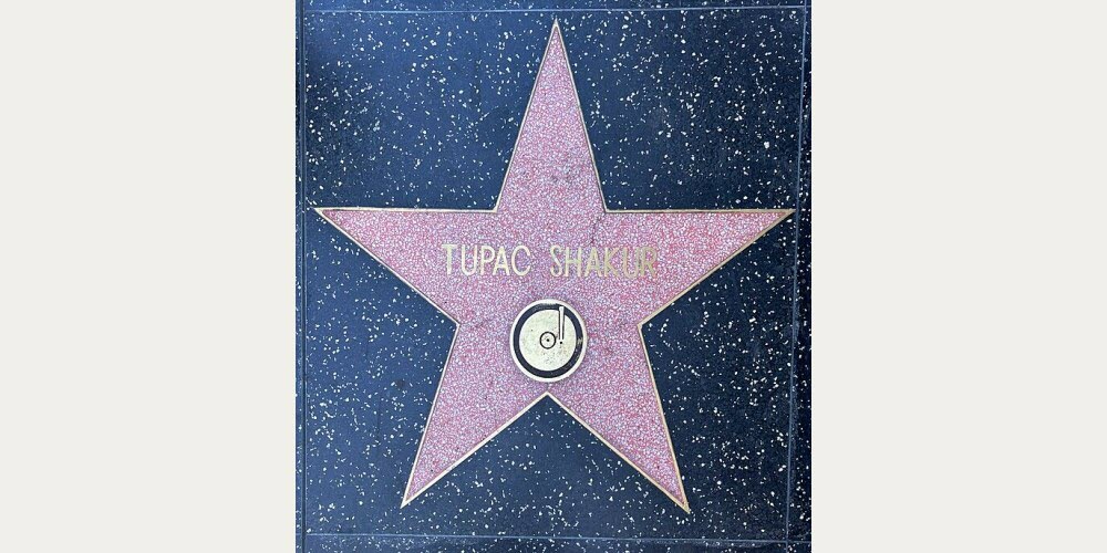 Tupac Shakur star