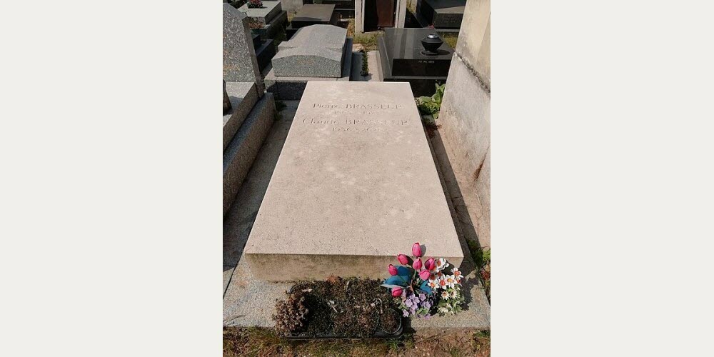 La tombe de Pierre Brasseur