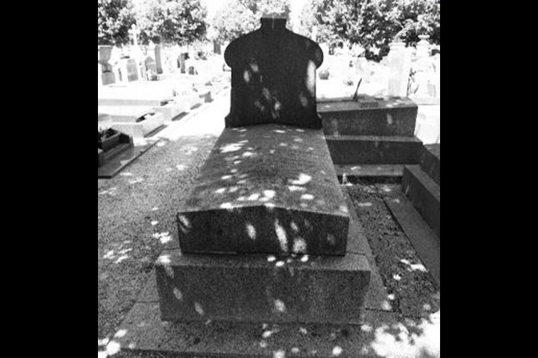 Le Souvenir Français. La seule femme médecin sur le front Nicole Girard